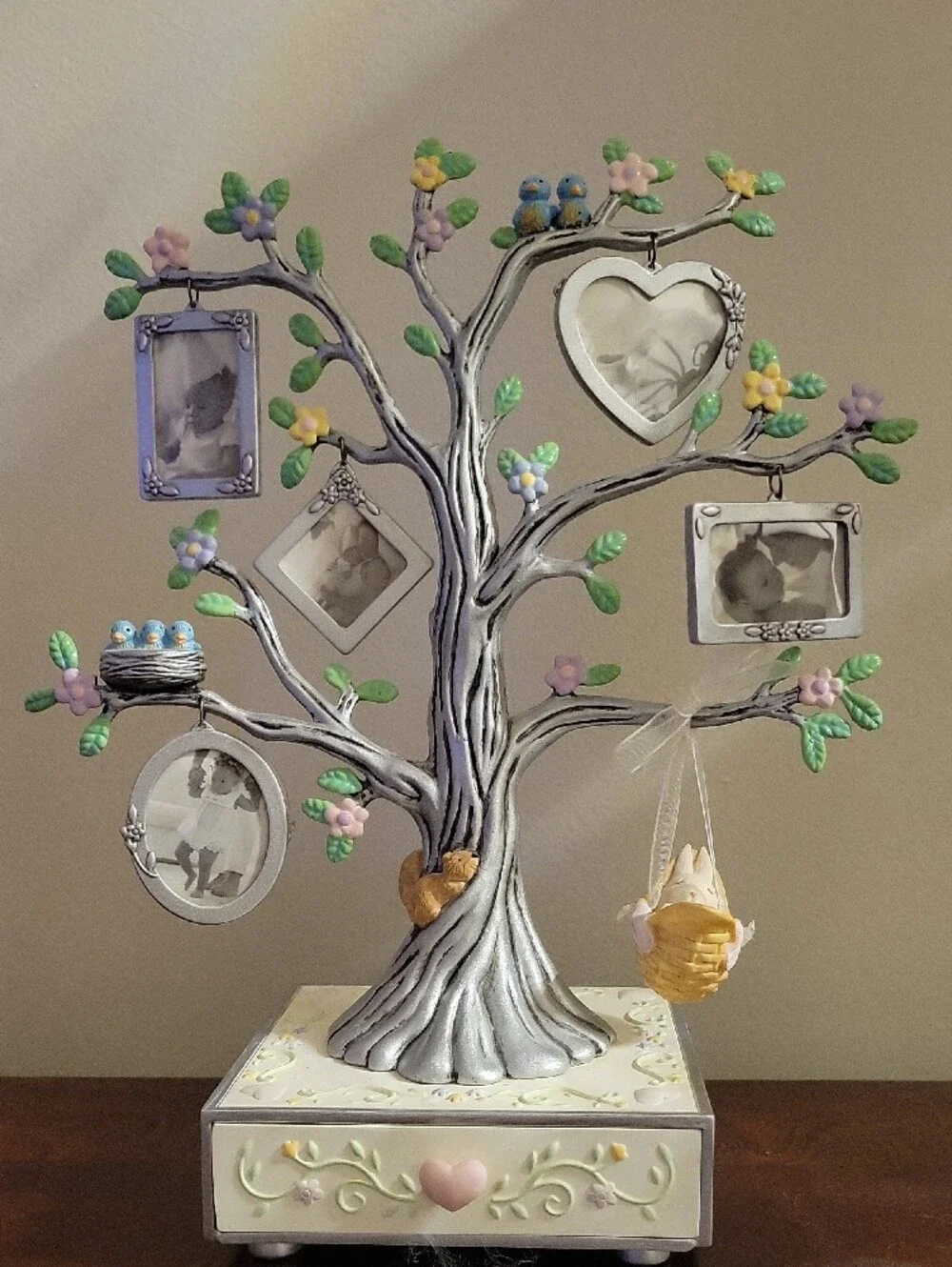 Hallmark Pastel Green and Pink Family Tree Photo Frame.